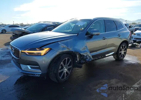 2021 Volvo Xc60 T5 Inscription z USA, uszkodzony, nr VIN YV4102DL3M1710155